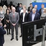  изображение для новости  Губернатор Сергей Морозов посетил центр  компетенций «Цифровая экономика» в УлГУ